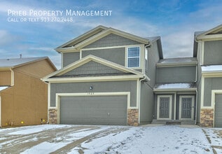 Building Photo - 310 N Ferrel St