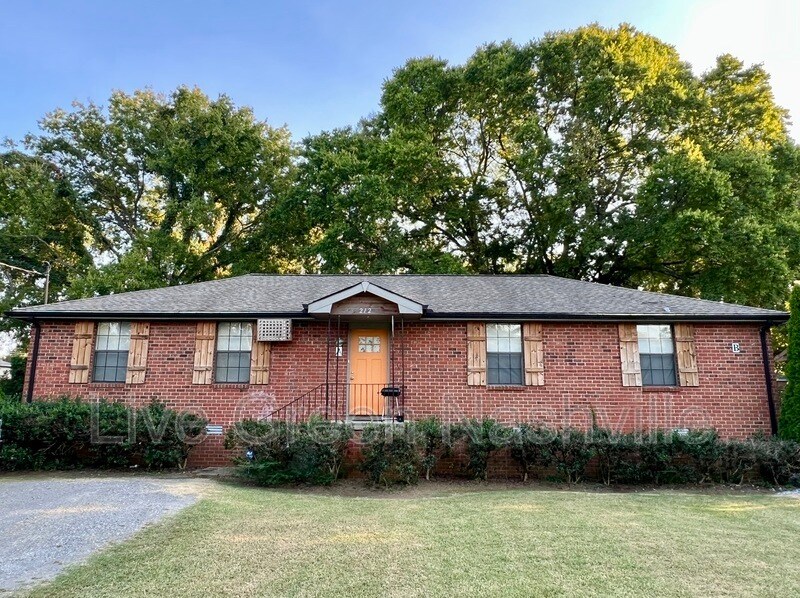 Primary Photo - 212 Ewing Dr