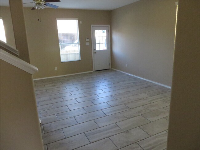 Foto del edificio - 16802 Libson Falls Dr