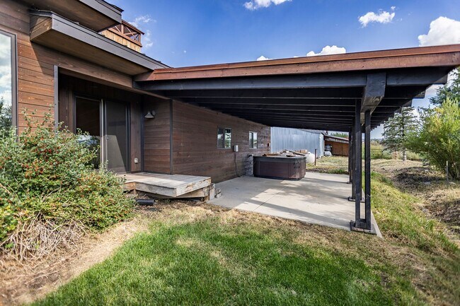 Foto del edificio - Ranch home in Kamas