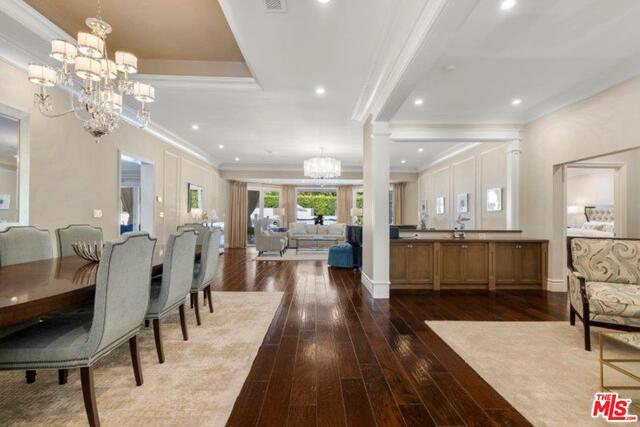Building Photo - 809 N Rodeo Dr