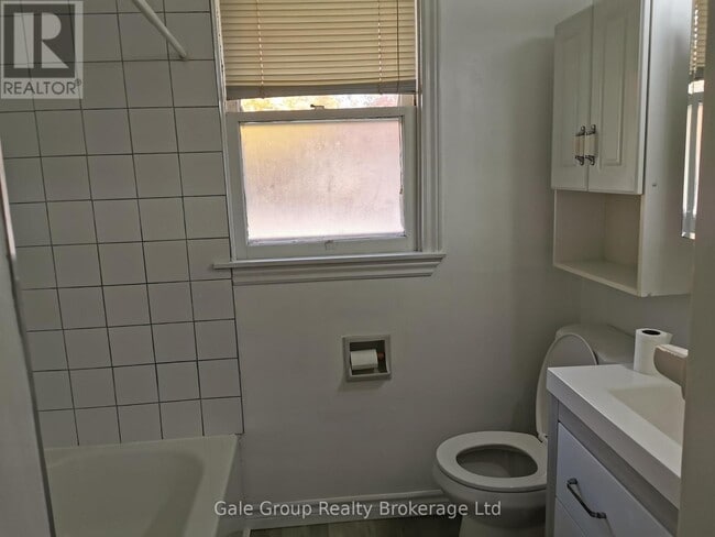 Building Photo - 74 Aileen Dr