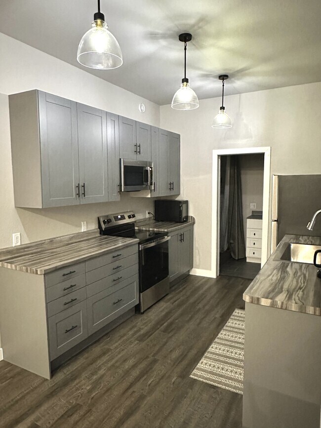 Foto del edificio - 328 3rd St