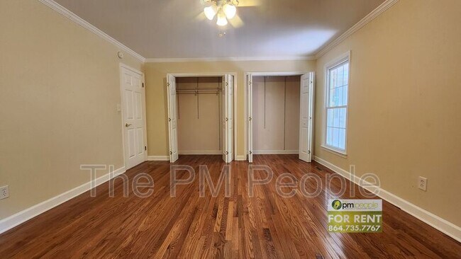 Foto del edificio - 200 Maycaw Dr