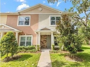 Building Photo - 1117 Hillhurst Dr