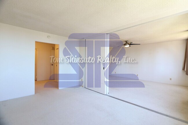 Foto del edificio - 1 Bedroom unit located in Kukui Plaza