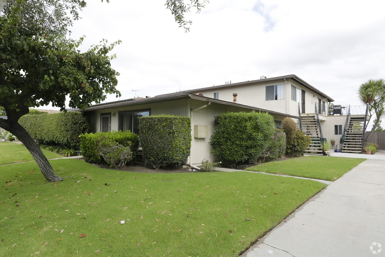 Primary Photo - 1576 Coriander Dr