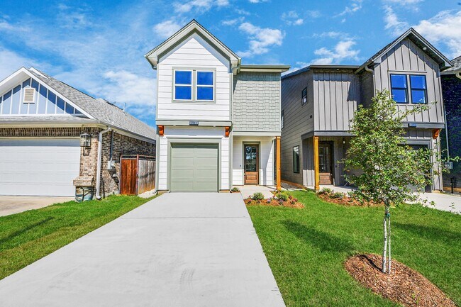 Building Photo - 6322 Milwee St