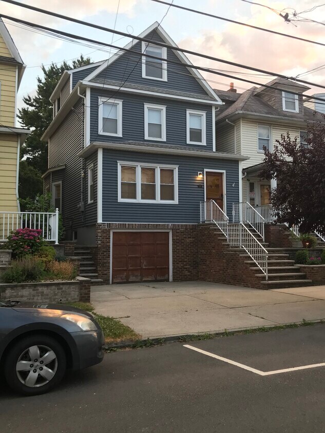 Primary Photo - 38 E 42nd St