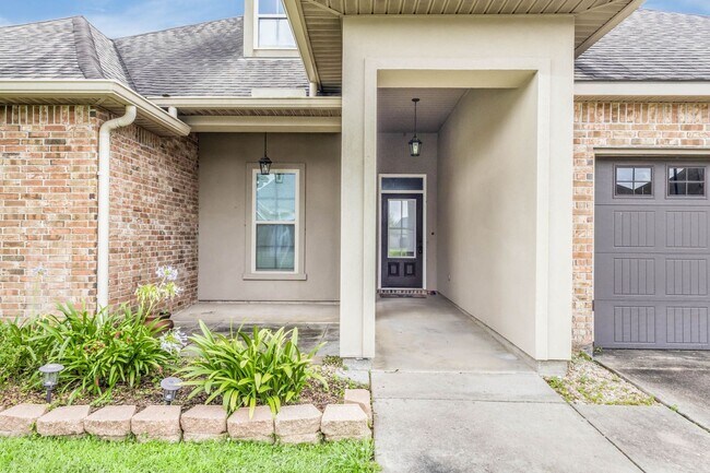 Foto del edificio - RENTAL HOME AVAILABLE NOW IN YOUNGSVILLE!