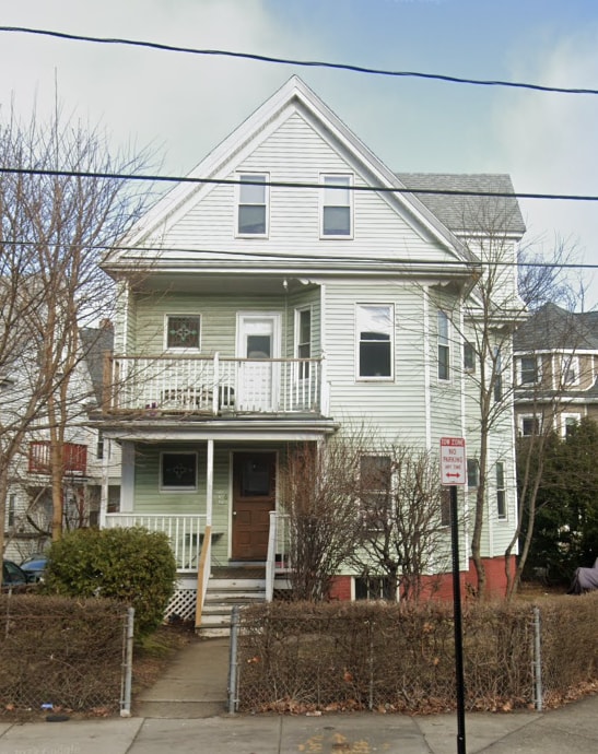 Building Photo - 4 Warner St