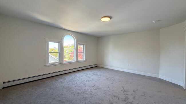 Foto del edificio - 251 Fairfield Ave