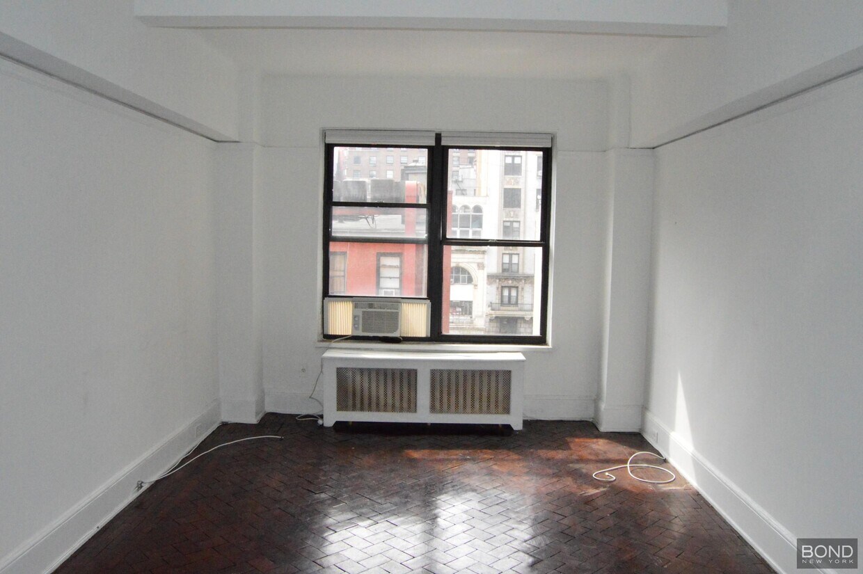 Foto del edificio - 160 W 73rd St