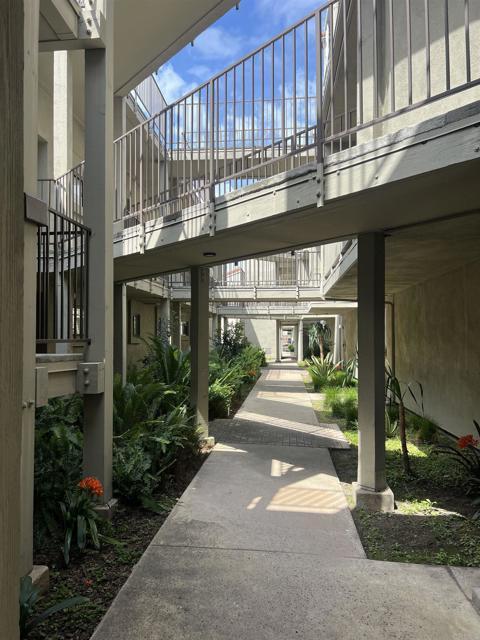 Building Photo - 5170 Clairemont Mesa Blvd