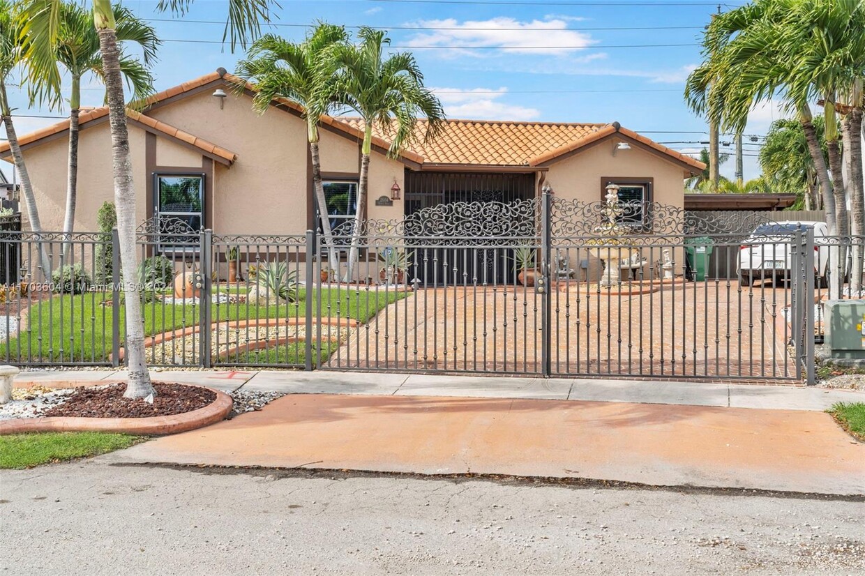 Foto principal - 21054 SW 126th Ct