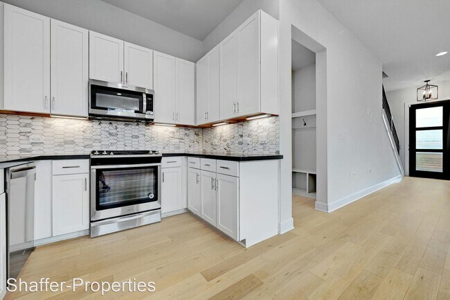 Building Photo - 3 br, 3 bath House - 8412 Bowling Green Drive
