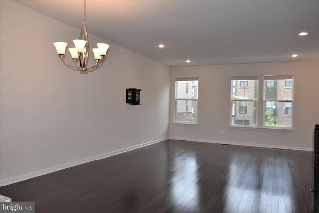 Building Photo - 3066 Alan Shepard St