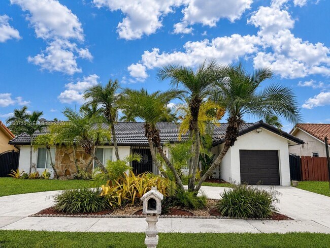 Building Photo - 4340 SW 146th Ct
