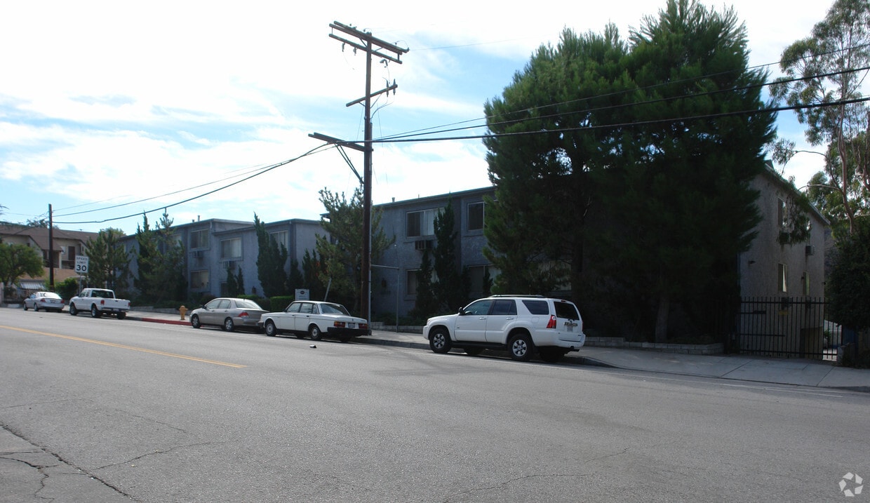 Building Photo - 10075 Tujunga Canyon Blvd