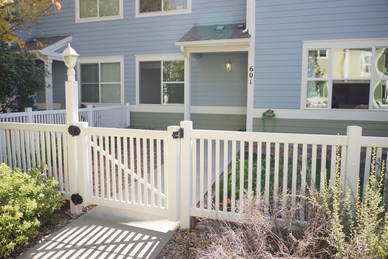 640 Gooseberry Dr Unit 601, Longmont, CO 80503 Condo for Rent in Longmont, CO
