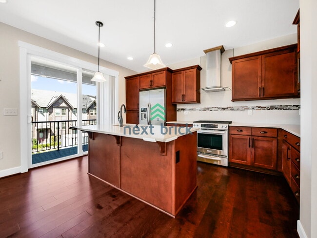 Foto del edificio - Stunning 4 Bed 3.5 Bath Home for Rent!