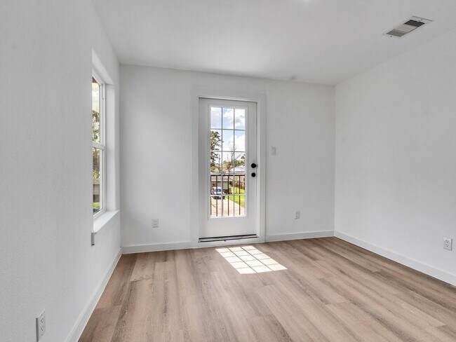 Building Photo - 7428 Laura Koppe Rd