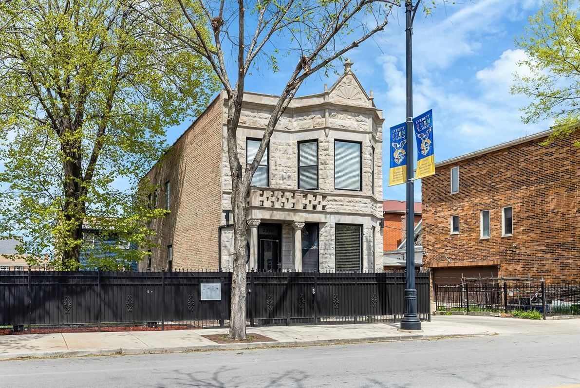 Foto principal - 2312 W 35th St