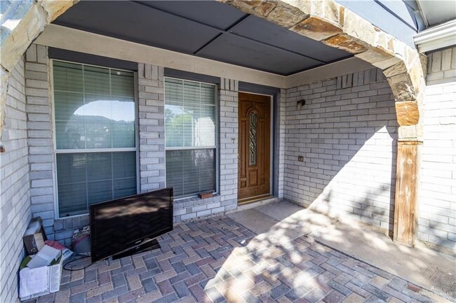 Building Photo - 404 Chile Pequin Dr