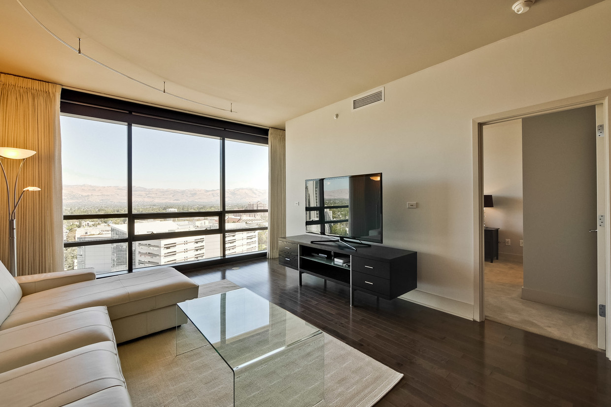Foto principal - 88 E San Fernando St