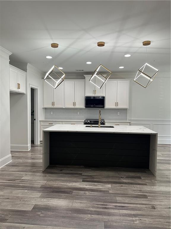 Foto del edificio - 470 Summerstone Ln