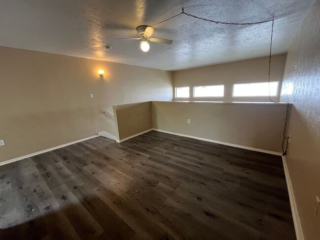 Building Photo - 3979 Crayrich Cir