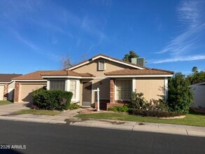 Building Photo - 314 E Campo Bello Dr