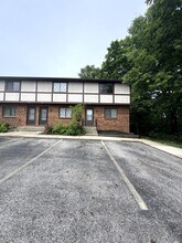 Building Photo - 3090 Highcliff Ct