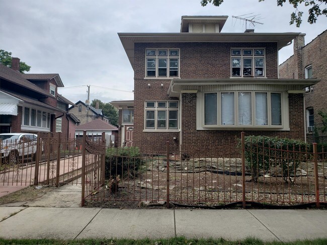 Foto del edificio - 7320 S Oglesby Ave