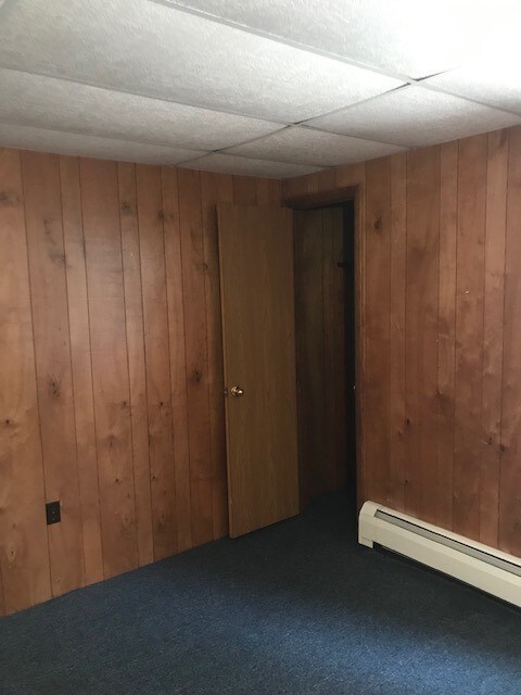 Building Photo - 103 E Broadway