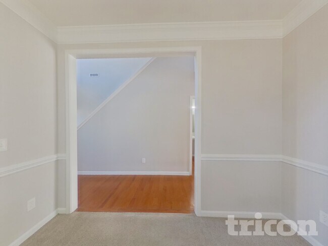 Foto del edificio - 1510 Peachcroft Rd