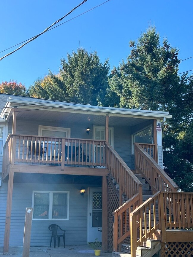 Building Photo - 8361 Schantz Rd