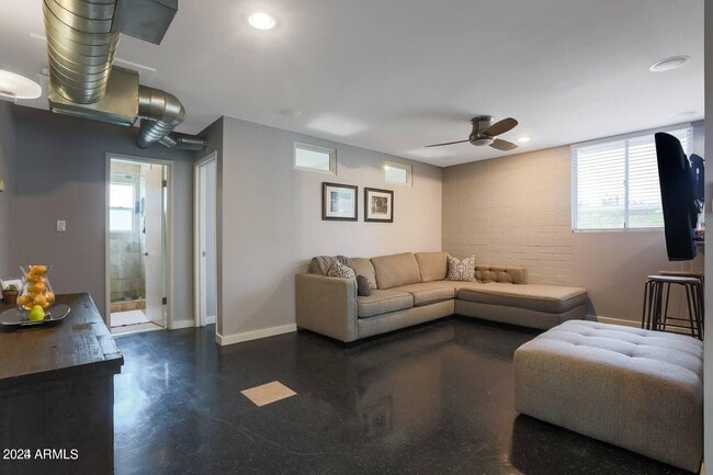 Building Photo - 4206 N 38th St