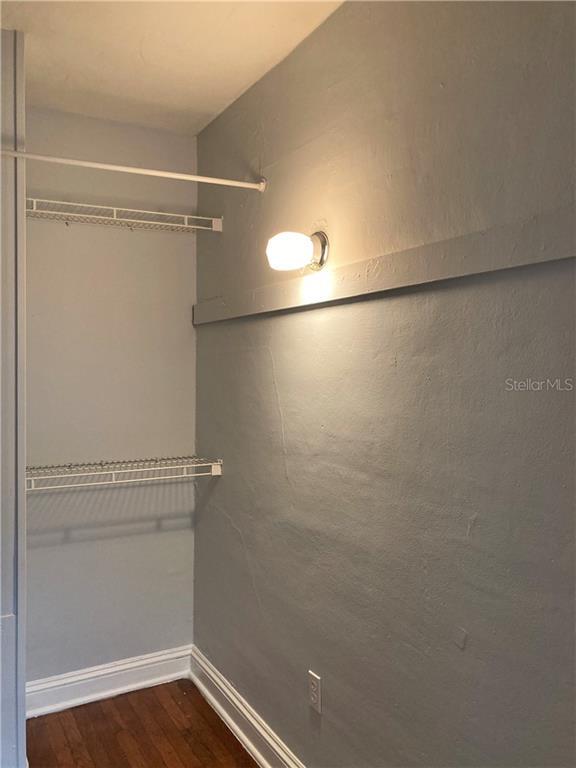Foto del edificio - 811 E Concord St