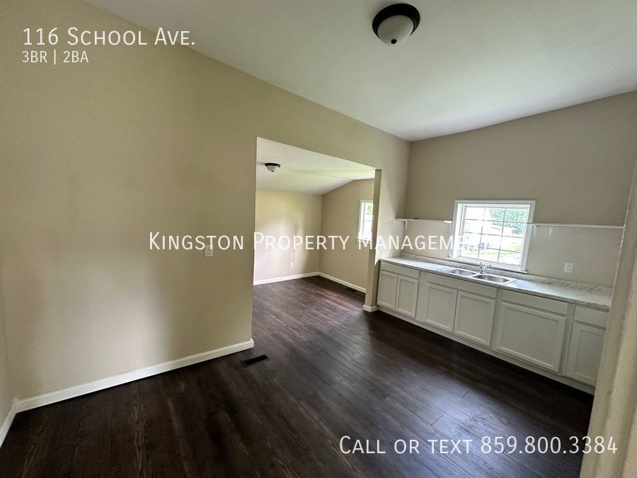 Foto principal - 116 School Ave
