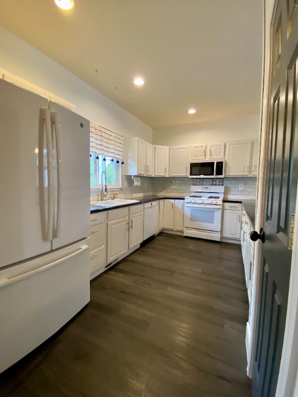 200 Whispering Pine Pl, Sultan, WA 98294 House Rental in Sultan, WA