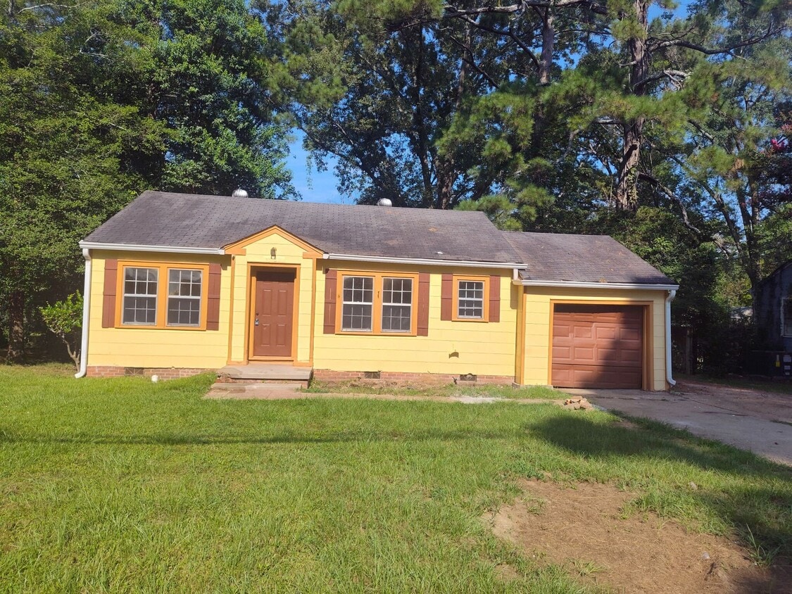 Photo - 4661 Churchill Dr-