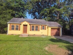 Building Photo - 4661 Churchill Dr