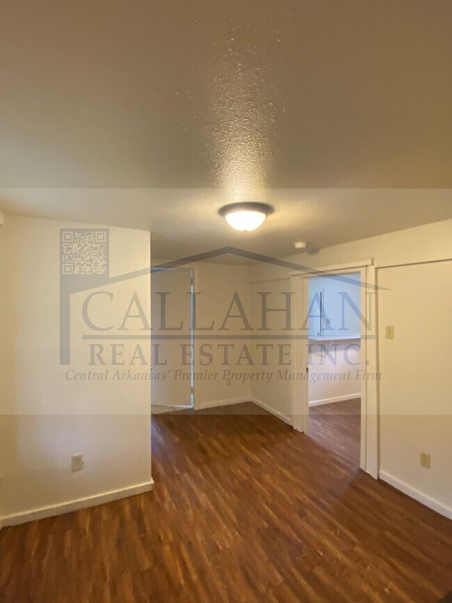 Foto del edificio - 700 W 33rd St