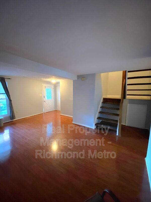 Foto del edificio - 1743 Robins Nest Ct