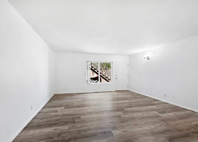 Foto del edificio - Grand Avenue Apartments