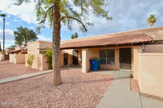 Building Photo - 645 N Arrowhead Dr