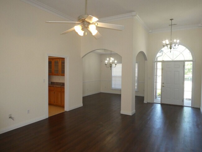 Foto del edificio - 4 Bedroom 3 Bath Home