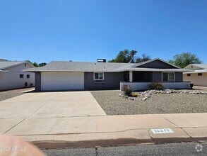 Building Photo - 11232 N Balboa Dr