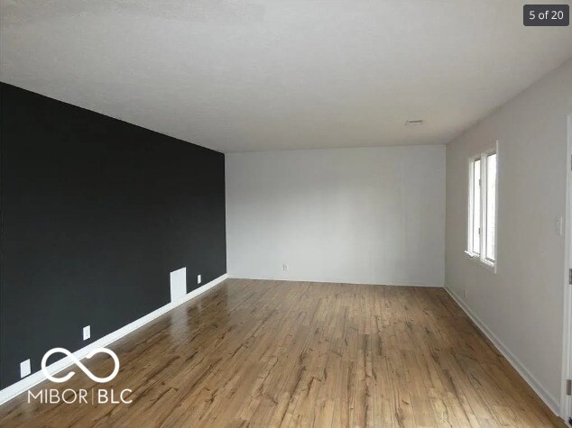 Building Photo - 1117 Canterbury Ct